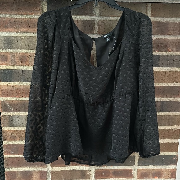 Women’s Torrid, Peplum Chiffon Chip Heart Blouse, Size 00 (M/L), Black,Valentine - Picture 1 of 7